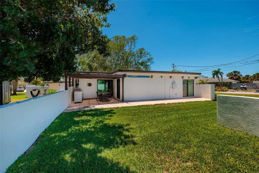 302 41st Avenue St Pete Beach FL 33706