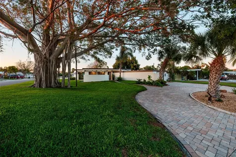 302 41st Avenue St Pete Beach FL 33706