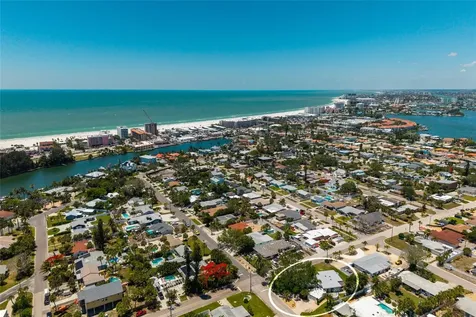 302 41st Avenue St Pete Beach FL 33706