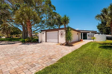 302 41st Avenue St Pete Beach FL 33706
