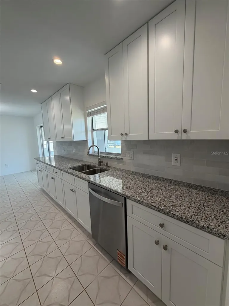 808 Balsamwood Lane Kissimmee FL 34743