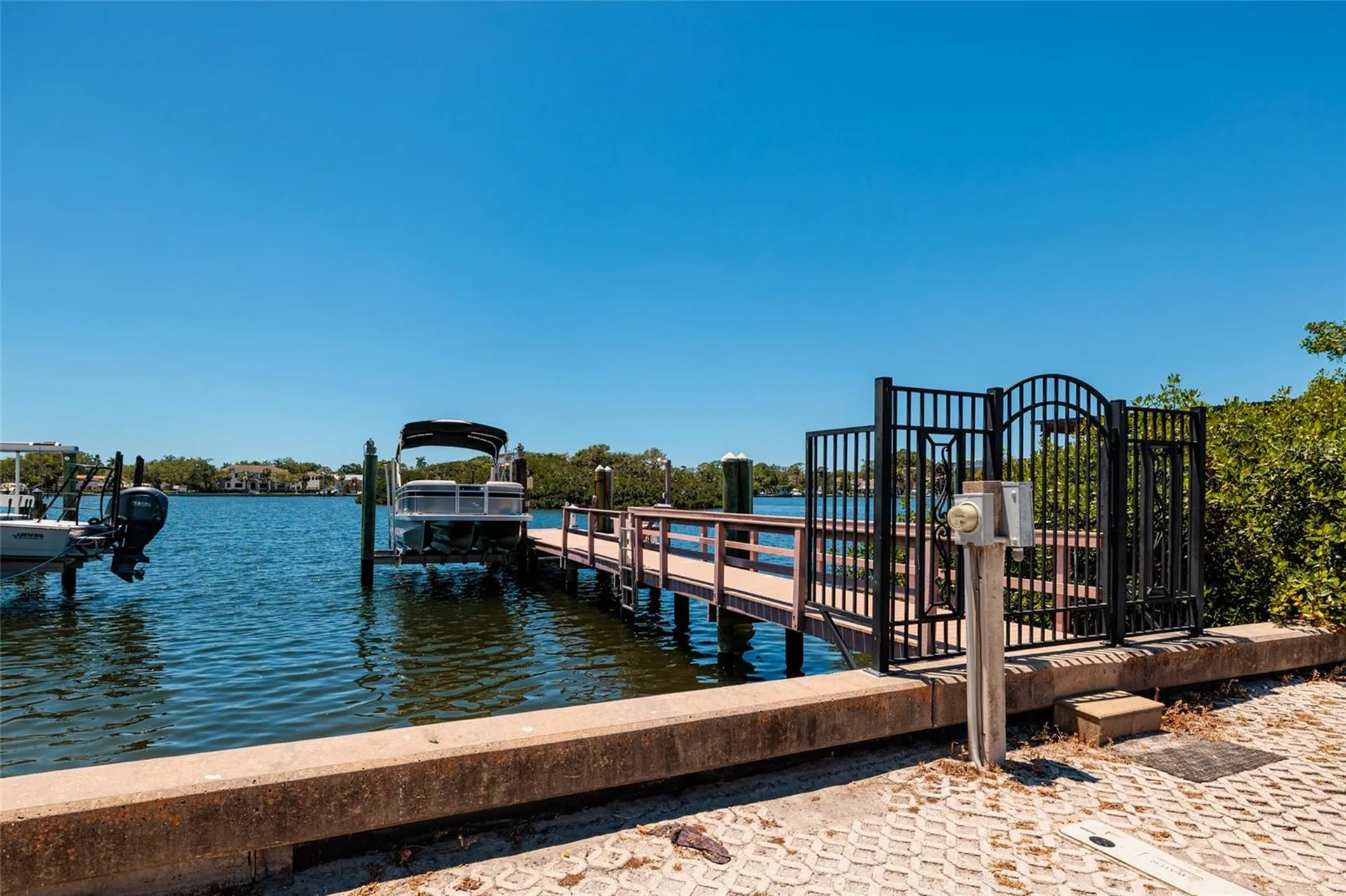 200 Brightwaters Boulevard NE St Petersburg FL 33704