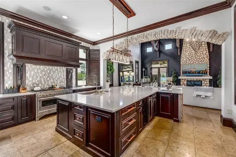 200 Brightwaters Boulevard NE St Petersburg FL 33704