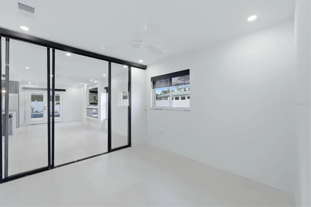201 Honore Avenue Sarasota FL 34232