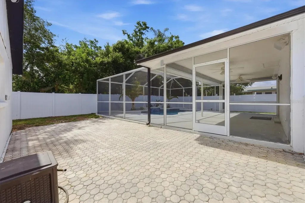 201 Honore Avenue Sarasota FL 34232