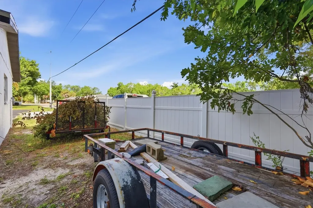 201 Honore Avenue Sarasota FL 34232