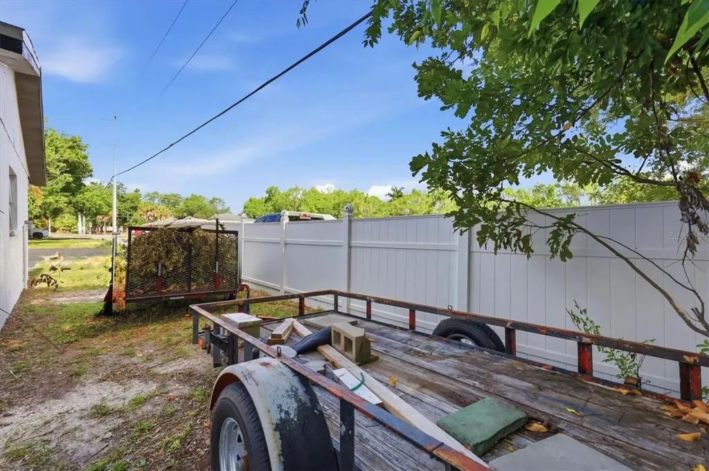 201 Honore Avenue Sarasota FL 34232