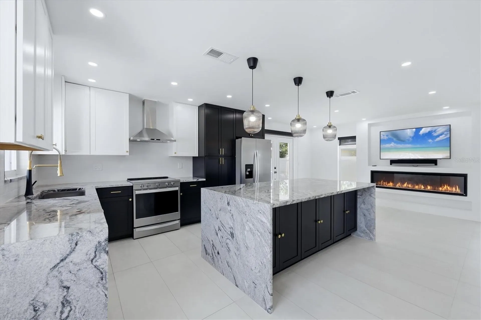 201 Honore Avenue Sarasota FL 34232