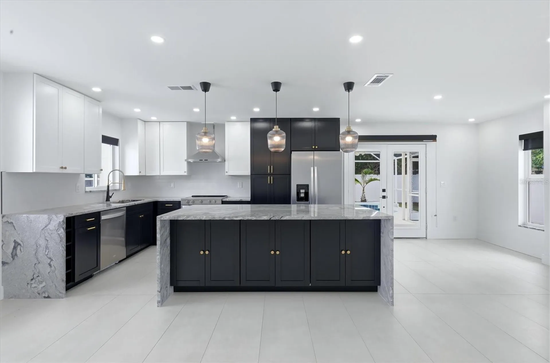 201 Honore Avenue Sarasota FL 34232