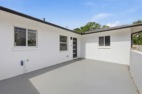 201 Honore Avenue Sarasota FL 34232