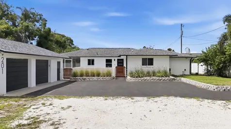 201 Honore Avenue Sarasota FL 34232