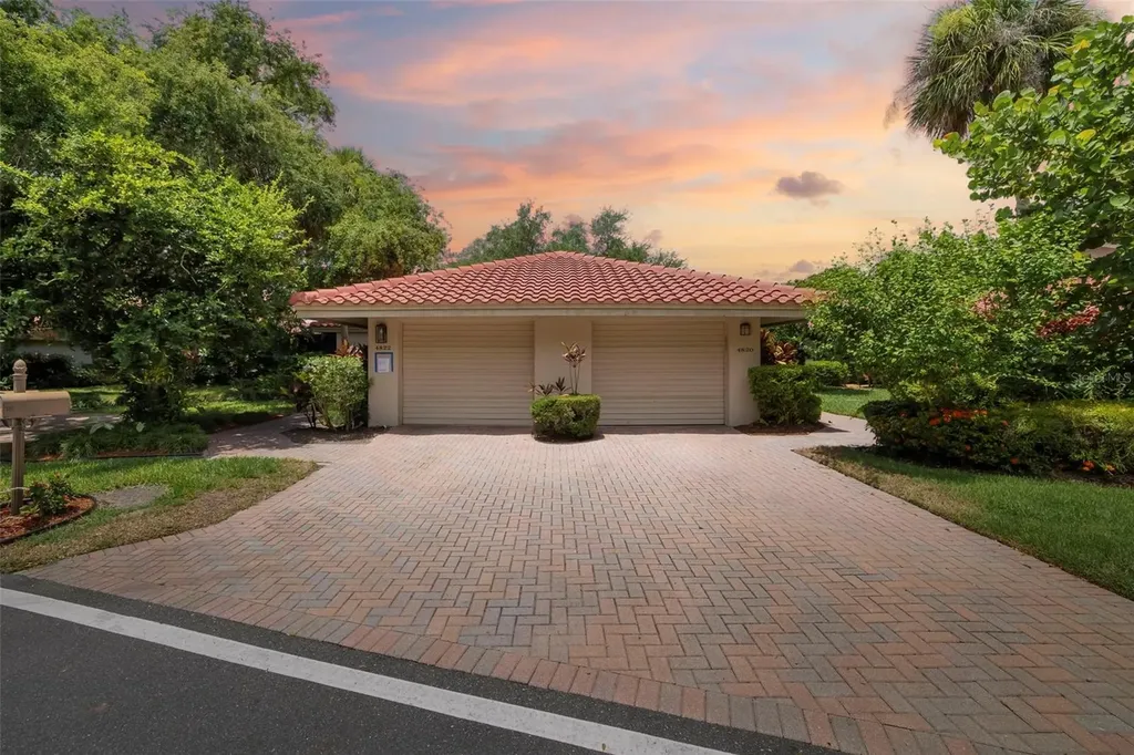 4820 Kestral Park Circle Sarasota FL 34231
