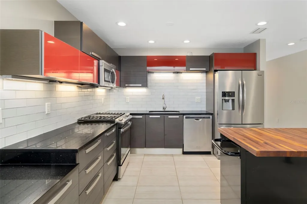 4820 Kestral Park Circle Sarasota FL 34231