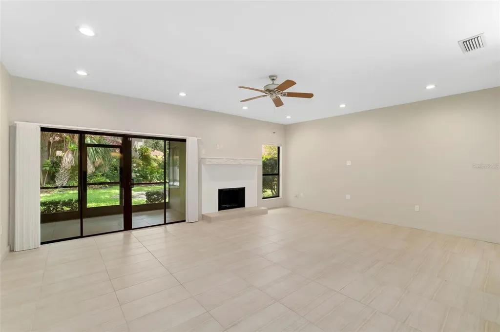 4820 Kestral Park Circle Sarasota FL 34231