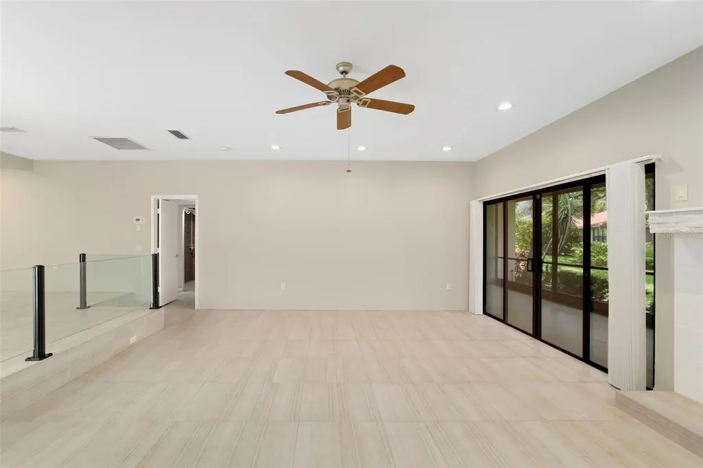 4820 Kestral Park Circle Sarasota FL 34231