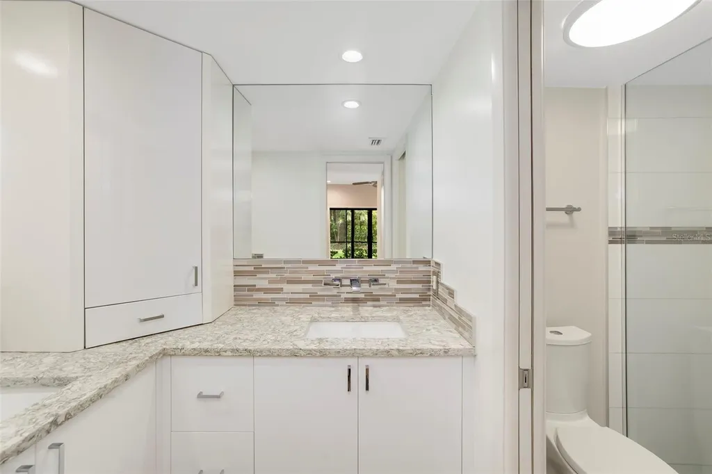 4820 Kestral Park Circle Sarasota FL 34231