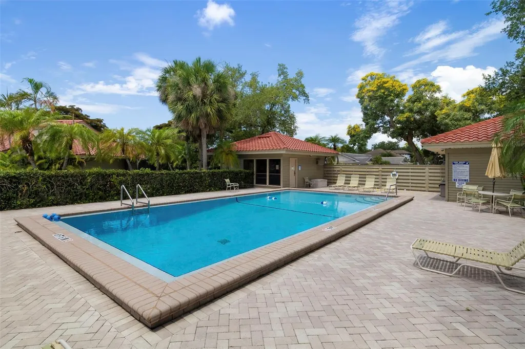4820 Kestral Park Circle Sarasota FL 34231