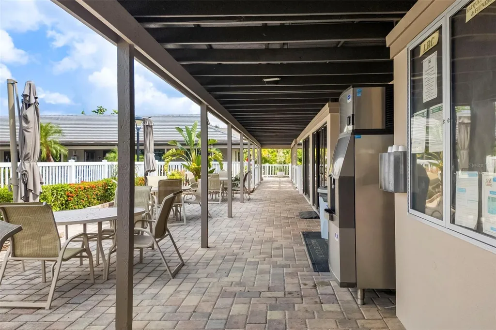 4820 Kestral Park Circle Sarasota FL 34231