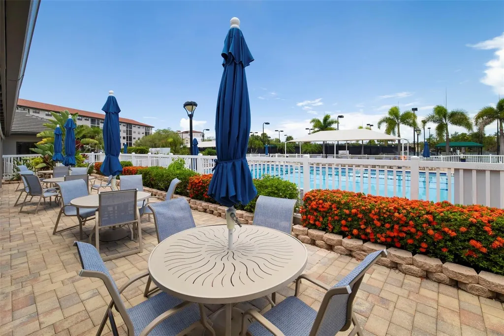 4820 Kestral Park Circle Sarasota FL 34231