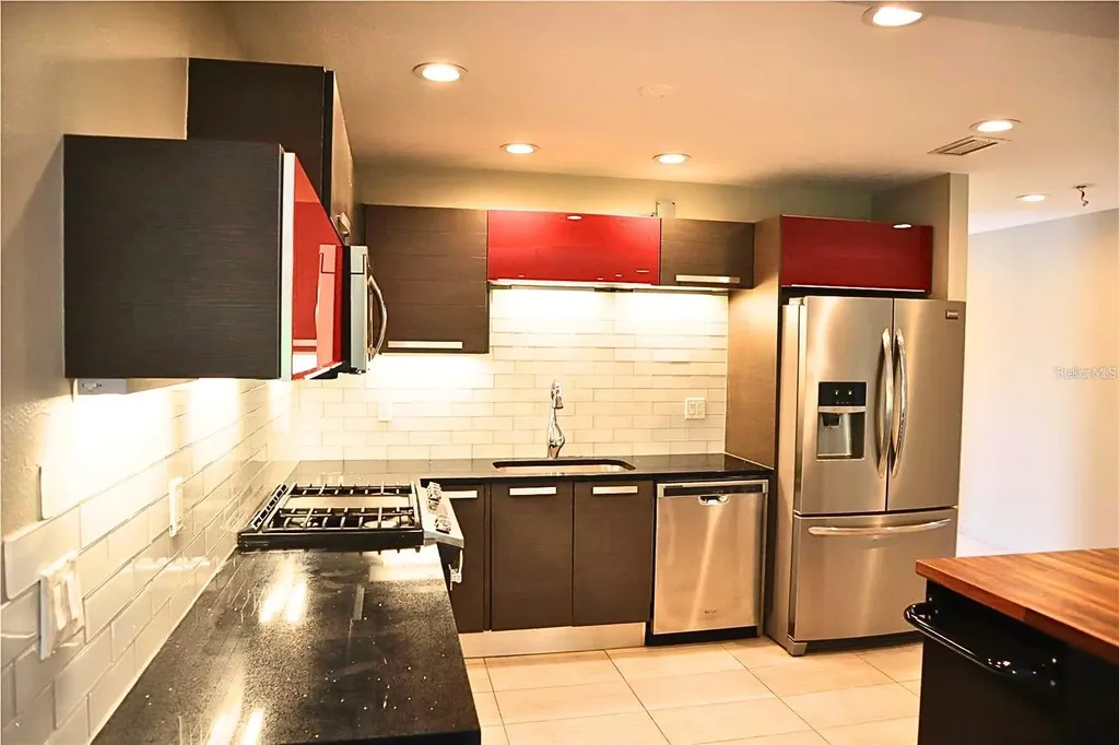 4820 Kestral Park Circle Sarasota FL 34231