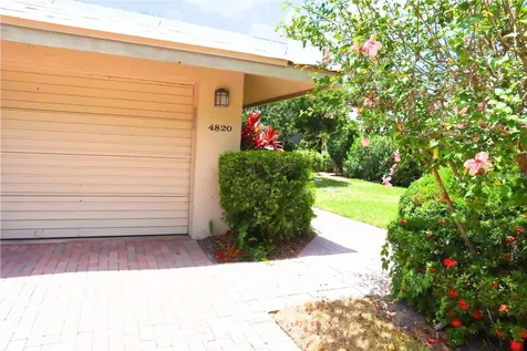 4820 Kestral Park Circle Sarasota FL 34231