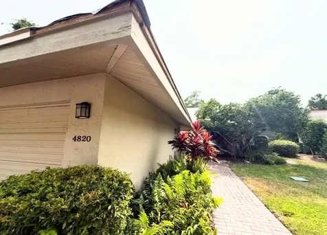 4820 Kestral Park Circle Sarasota FL 34231