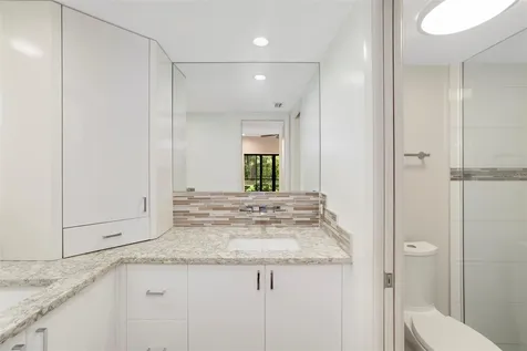 4820 Kestral Park Circle Sarasota FL 34231