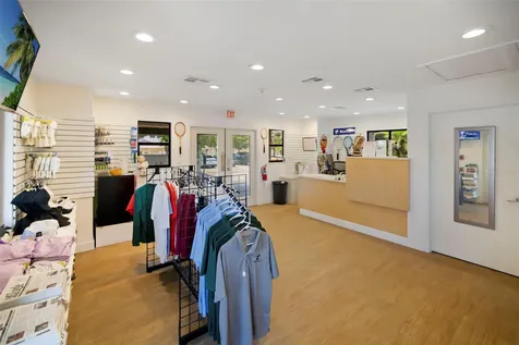 4820 Kestral Park Circle Sarasota FL 34231