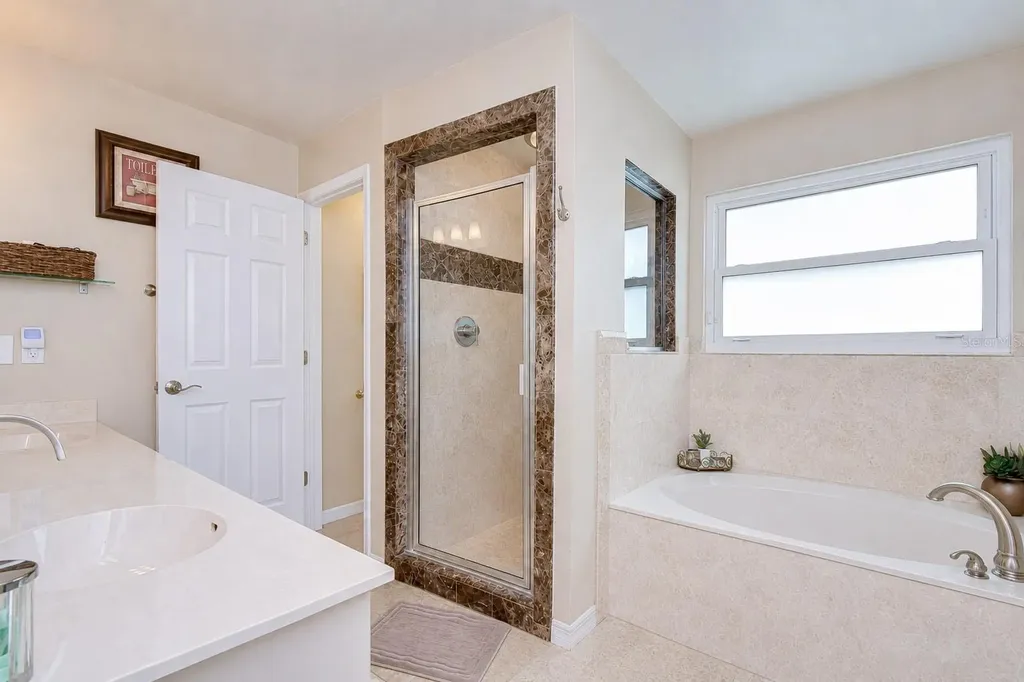 1227 Rainbrook Circle Valrico FL 33596