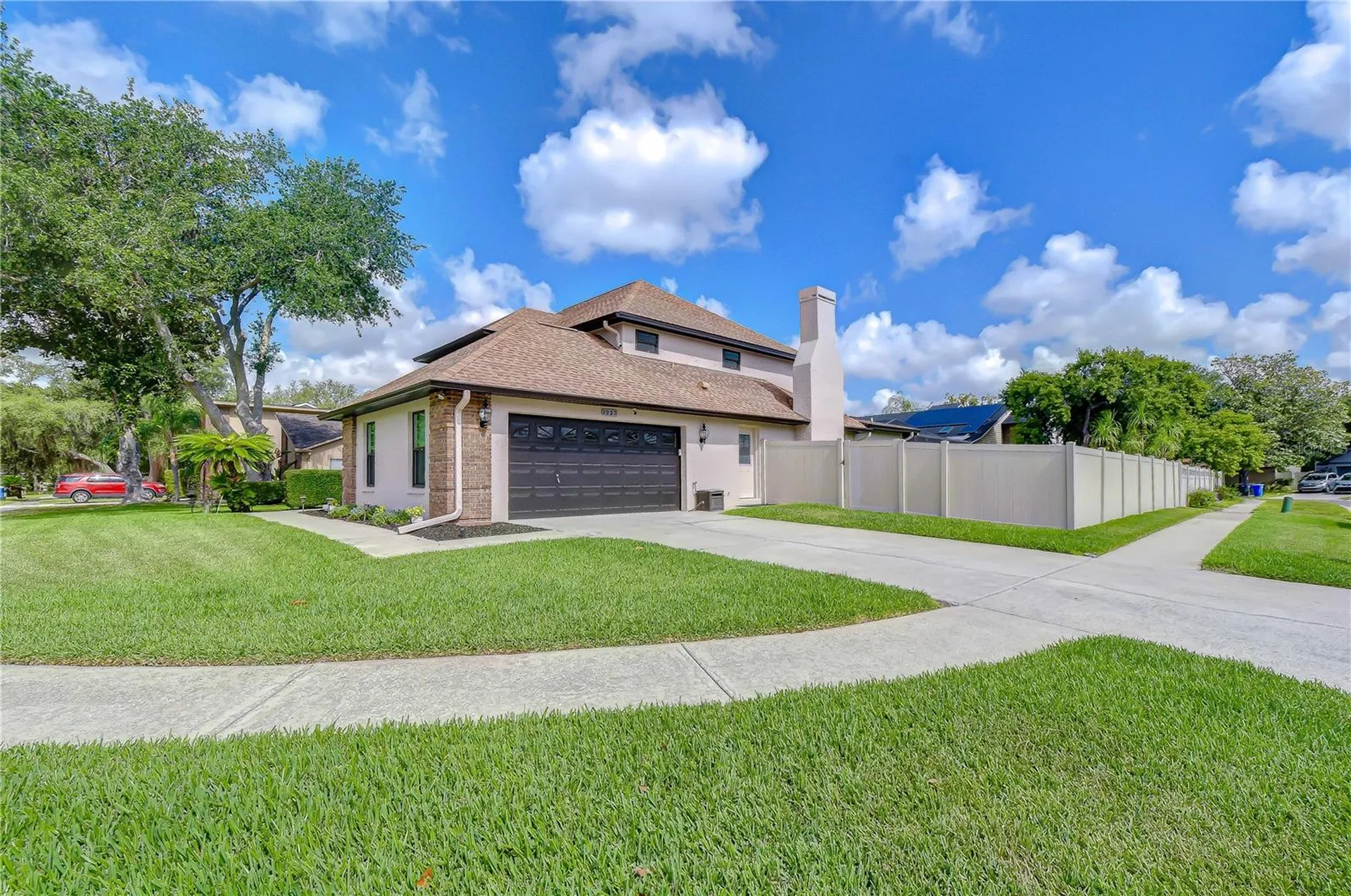 1227 Rainbrook Circle Valrico FL 33596