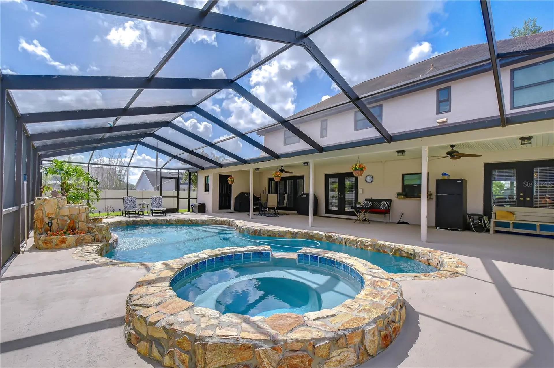 1227 Rainbrook Circle Valrico FL 33596