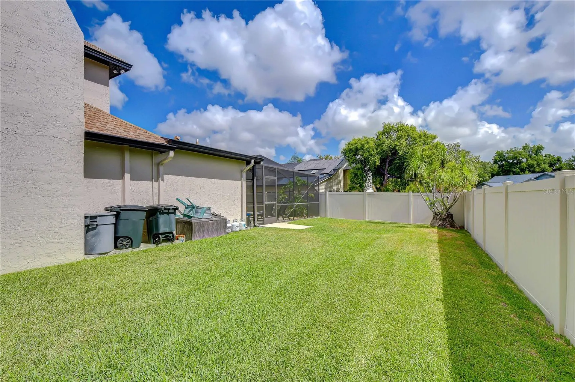 1227 Rainbrook Circle Valrico FL 33596