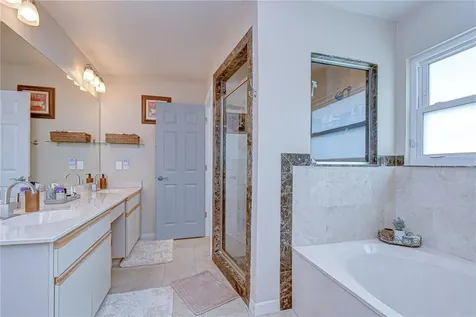 1227 Rainbrook Circle Valrico FL 33596