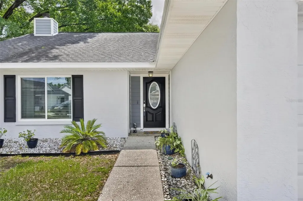 2078 Shadow Pine Drive Brandon FL 33511