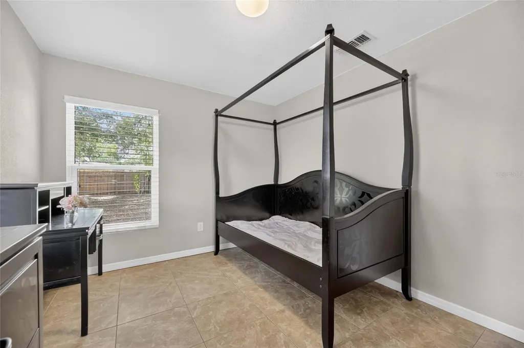 2078 Shadow Pine Drive Brandon FL 33511