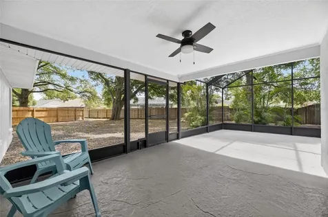 2078 Shadow Pine Drive Brandon FL 33511