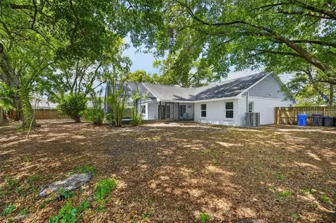 2078 Shadow Pine Drive Brandon FL 33511
