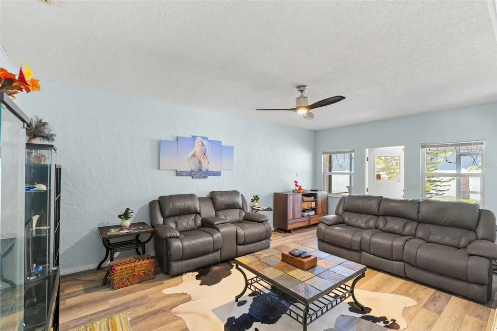 4105 43rd Avenue W Bradenton FL 34205