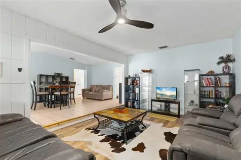 4105 43rd Avenue W Bradenton FL 34205