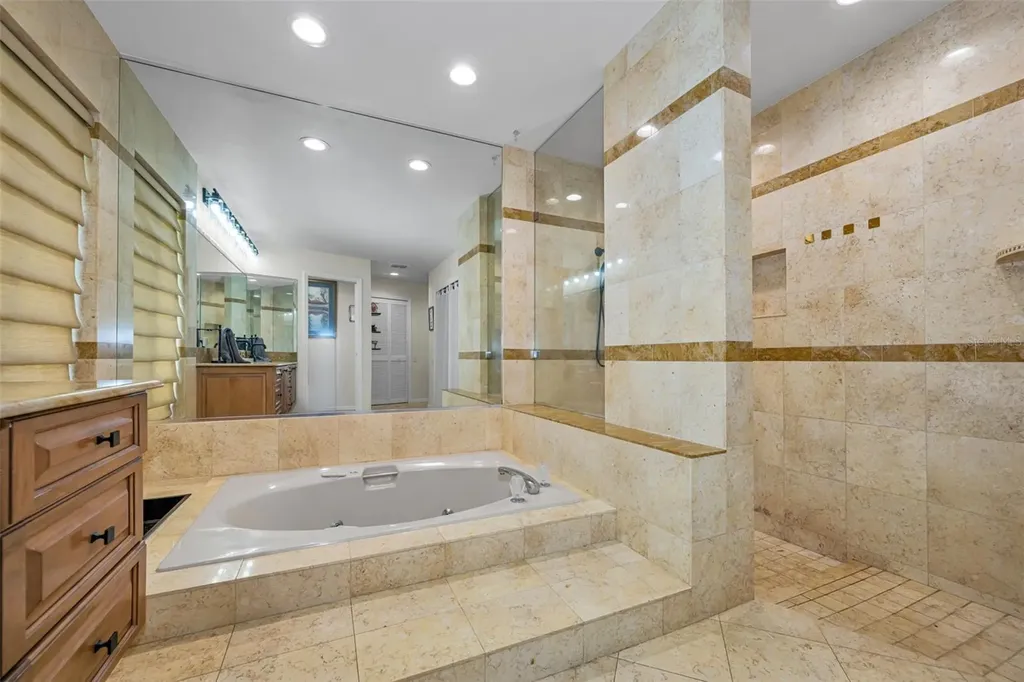 6207 Iroquois Court Odessa FL 33556