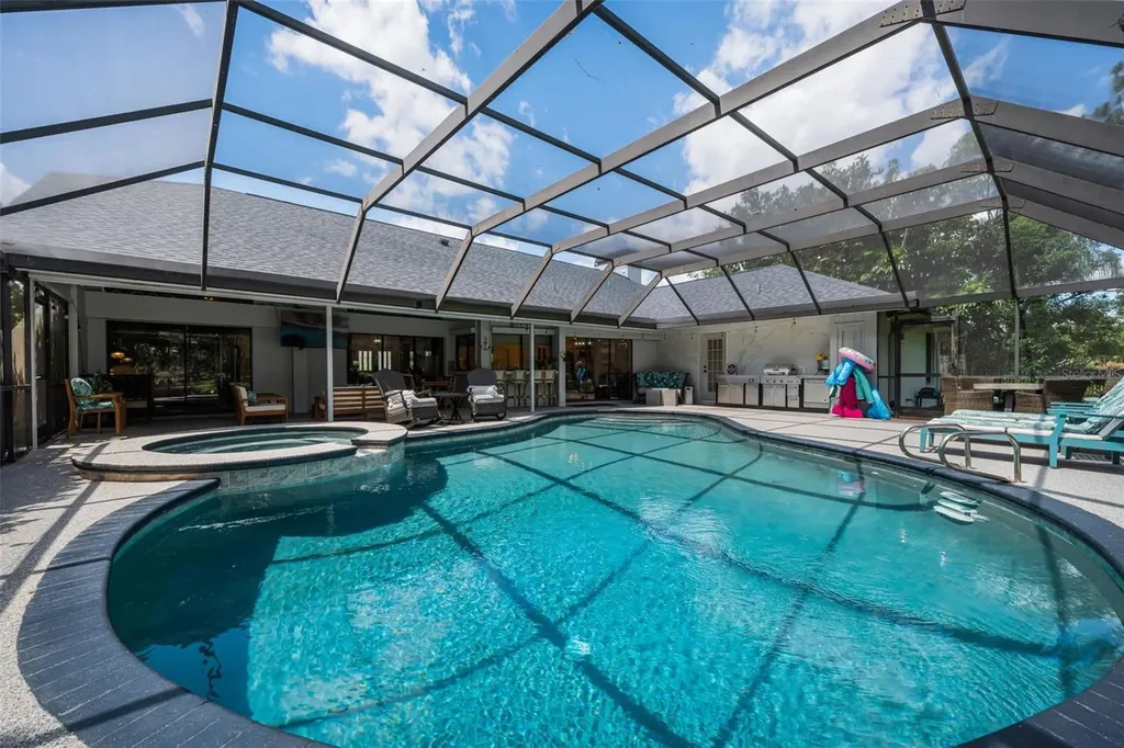 6207 Iroquois Court Odessa FL 33556