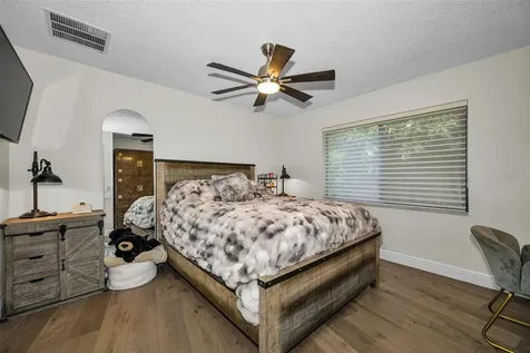 6207 Iroquois Court Odessa FL 33556
