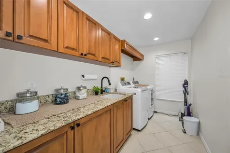 6207 Iroquois Court Odessa FL 33556