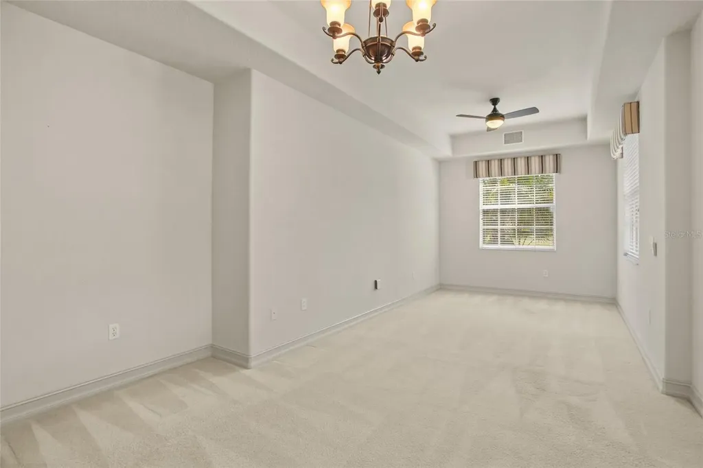 26207 Avenida Las Colinas Howey In The Hills FL 34737