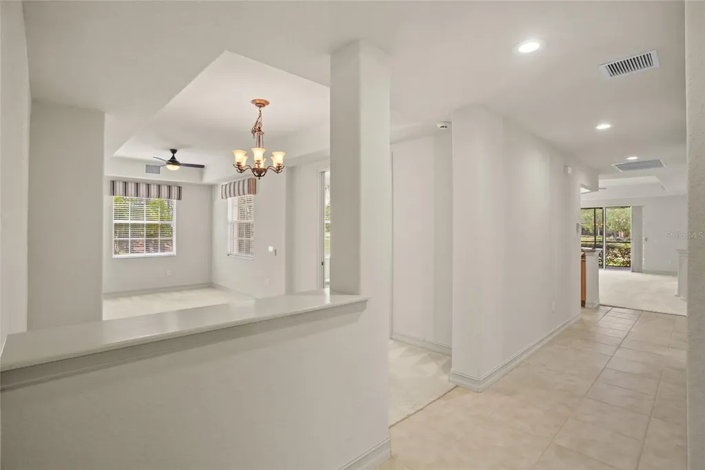 26207 Avenida Las Colinas Howey In The Hills FL 34737