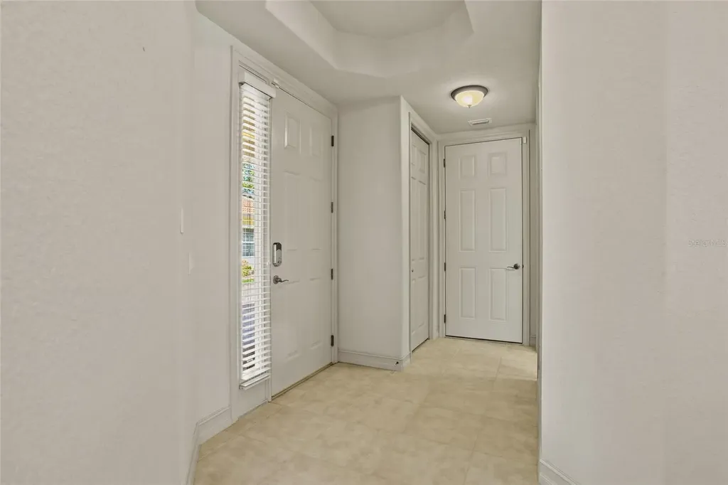 26207 Avenida Las Colinas Howey In The Hills FL 34737