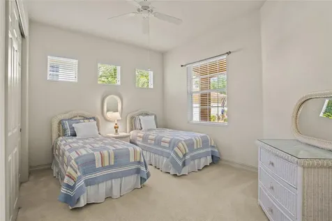 26207 Avenida Las Colinas Howey In The Hills FL 34737