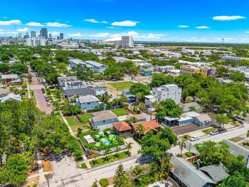 127 23rd Street N St Petersburg FL 33713