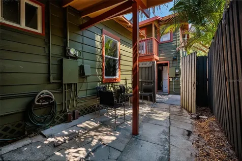 127 23rd Street N St Petersburg FL 33713
