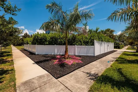 127 23rd Street N St Petersburg FL 33713
